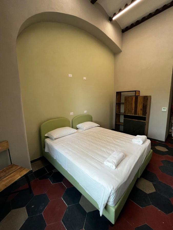 Borgo Ripa Urban Travel Hostel Rome Exterior photo