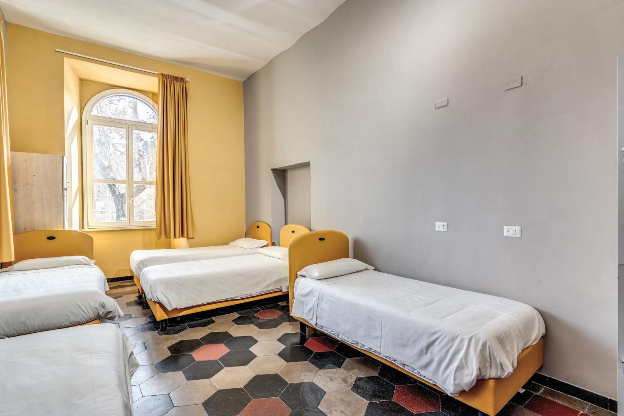 Borgo Ripa Urban Travel Hostel Rome Exterior photo