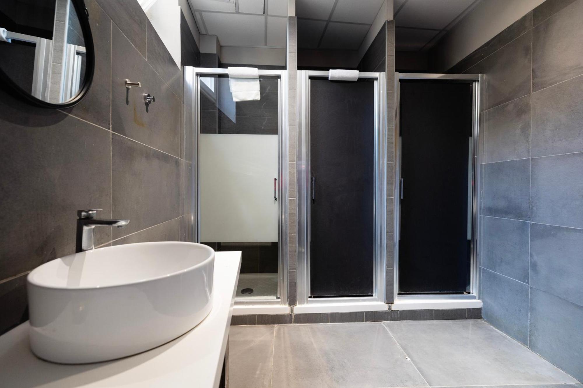 Borgo Ripa Urban Travel Hostel Rome Exterior photo
